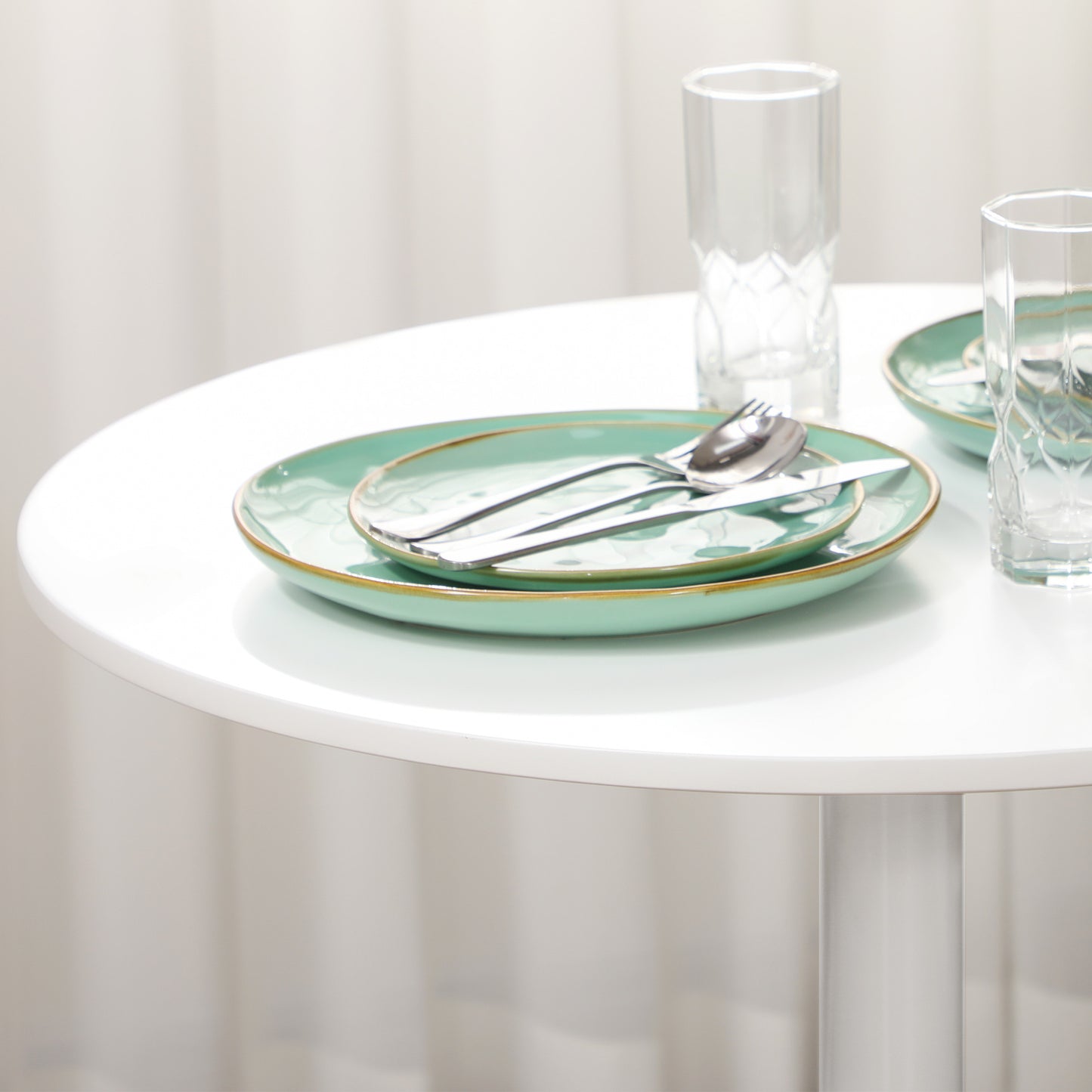 Round Dining Table, Modern Kitchen Table with Steel Base